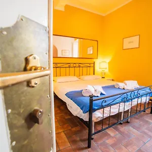 S1 - Serristori Tower Apt - Dolcevita Appartamento